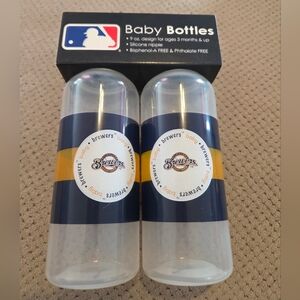 New MLB Milwaukee Brewers Baby Bottles, 2-Pack 9 oz. Design for ages 3 months Up